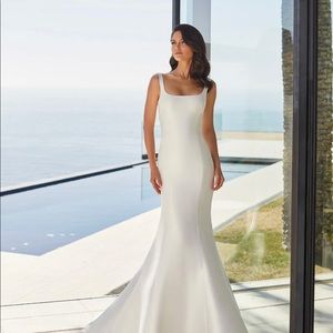 Pronovias June dress